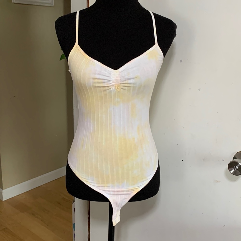 Zara tie dyed ribbed bodysuit yellow cream pink size S